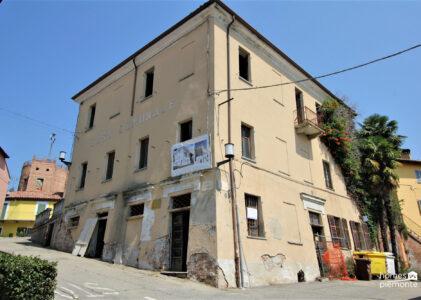Buotique Hotel / Holiday apartments, Agliano Terme, Property Ref:  HIP118